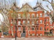 4 bedroom flat for sale