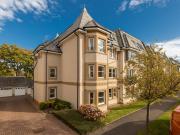 4 bedroom flat for sale