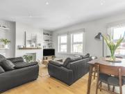 4 bedroom flat for sale