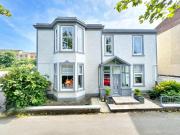 4 bedroom flat for sale