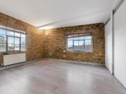 4 bedroom flat for sale