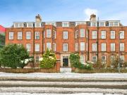 4 bedroom flat for sale