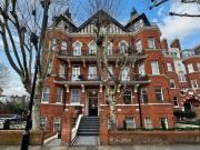 4 bedroom flat for sale