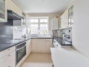 4 bedroom flat for sale