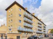 4 bedroom flat for sale