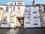 4 bedroom flat for sale