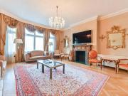 4 bedroom flat for sale