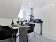 4 bedroom flat for sale