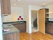 4 bedroom flat for sale