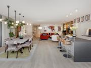 4 bedroom flat for sale