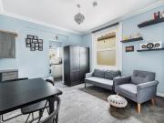 4 bedroom flat for sale