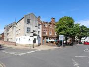 4 bedroom flat for sale