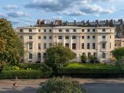 4 bedroom flat for sale