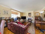 4 bedroom flat for sale