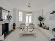 4 bedroom flat for sale