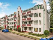 4 bedroom flat for sale in Ealing Village, London, W5