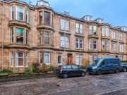 4 bedroom flat for sale in Flat 2/ 6 Whitefield Road,...