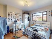 4 bedroom Flat in Fantastic Clapham Location