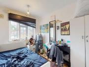 4 bedroom flat share to rent