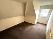 4 bedroom Flat To Let