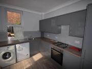 4 bedroom Flat To Let