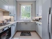 4 Bedroom Flat To Let