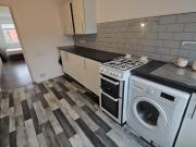 4 bedroom flat to rent