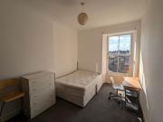 4 bedroom flat to rent