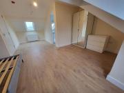 4 bedroom flat to rent