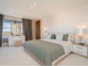 4 bedroom flat to rent