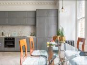 4 bedroom flat to rent