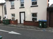 4 bedroom flat to rent