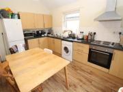 4 bedroom flat to rent