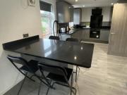 4 bedroom flat to rent