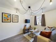4 bedroom flat to rent