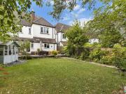 4 bedroom flat to rent