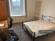 4 bedroom flat to rent