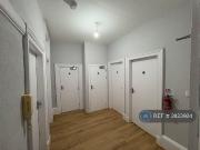 4 bedroom flat to rent