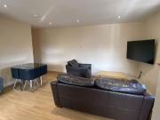 4 bedroom flat to rent