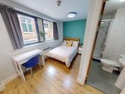 4 bedroom flat to rent