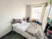 4 bedroom flat to rent