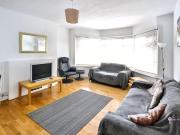 4 bedroom flat to rent