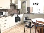 4 bedroom flat to rent