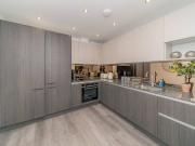 4 bedroom flat to rent