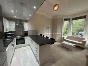 4 bedroom flat to rent