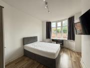 4 bedroom flat to rent