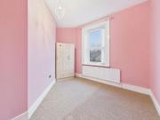 4 bedroom flat to rent
