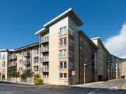 4 bedroom flat to rent