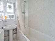 4 bedroom flat to rent