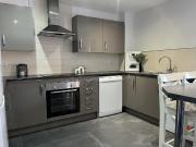 4 bedroom flat to rent
